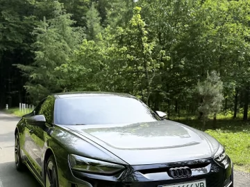Авто Audi Rs E-Tron Gt 2021 № 7764397
