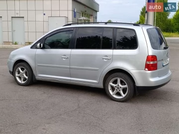 Авто Volkswagen Touran 2006 № 7764478