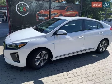 Авто Hyundai Ioniq 2017 № 7764578