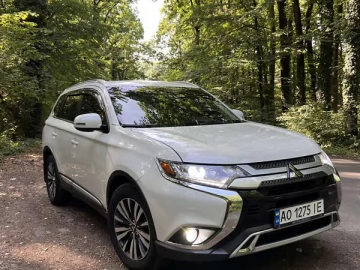 Авто Mitsubishi Outlander 2020 № 7764632