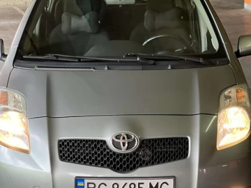 Авто Toyota Yaris 2007 № 7764737