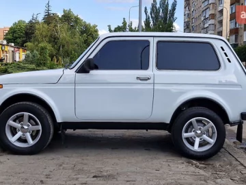Авто ВАЗ 21214 4X4 2015 № 7764762