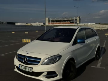 Авто Mercedes B-Class 2015 № 7764848