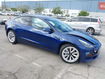Авто Tesla Model 3 2021 № 7764888