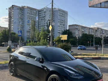 Авто Tesla Model 3 2021 № 7764941