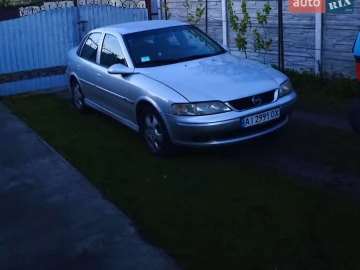 Авто Opel Vectra 2000 № 7765001