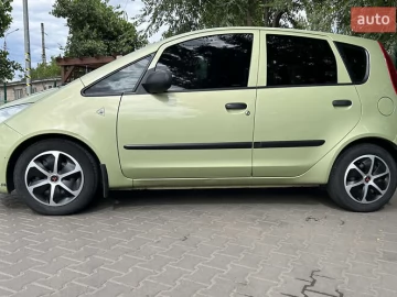 Авто Mitsubishi Colt 2005 № 7765039