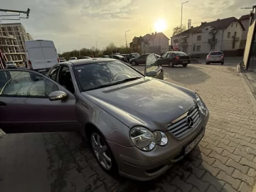 Авто Mercedes C-Class 2005 № 7765100