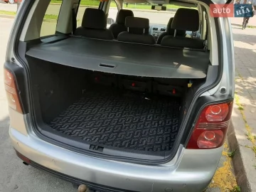 Авто Volkswagen Touran 2008 № 7765138