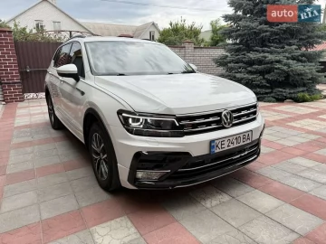 Авто Volkswagen Tiguan 2019 № 7765246