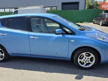 Авто Nissan Leaf 2012 № 7765500