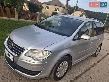 Авто Volkswagen Touran 2007 № 7765509