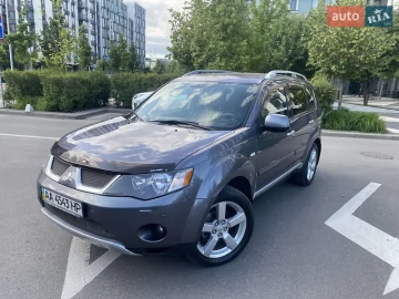 Авто Mitsubishi Outlander Xl 2008 № 7765529