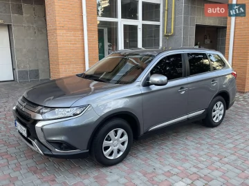 Авто Mitsubishi Outlander 2021 № 7765558