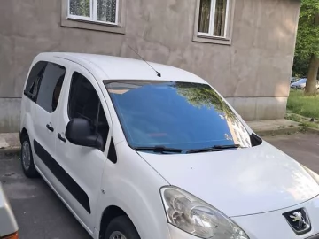 Авто Peugeot Partner 2008 № 7765589