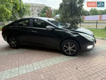 Авто Hyundai Sonata 2010 № 7765599