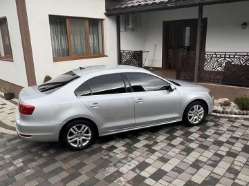 Авто Volkswagen Jetta 2011 № 7765877