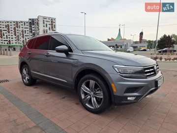 Авто Volkswagen Tiguan 2020 № 7765947