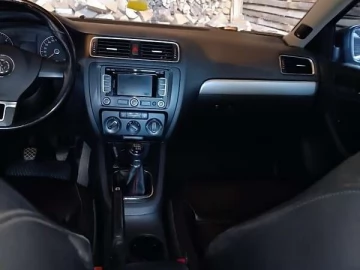 Авто Volkswagen Jetta 2011 № 7766006