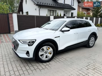 Авто Audi E-Tron 2023 № 7766102