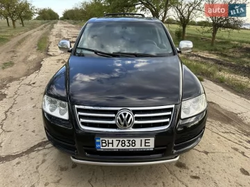 Авто Volkswagen Touareg 2004 № 7766157