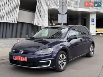 Авто Volkswagen E-Golf 2017 № 7766193