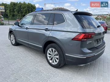 Авто Volkswagen Tiguan 2018 № 7766230