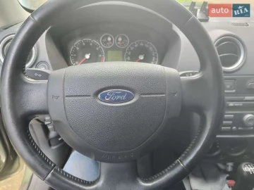 Авто Ford Fusion 2005 № 7766338