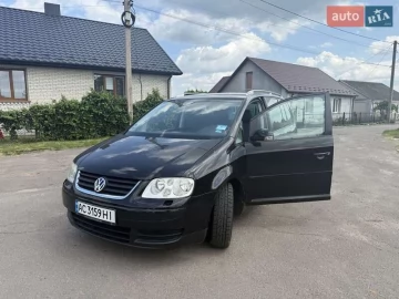 Авто Volkswagen Touran 2004 № 7766560