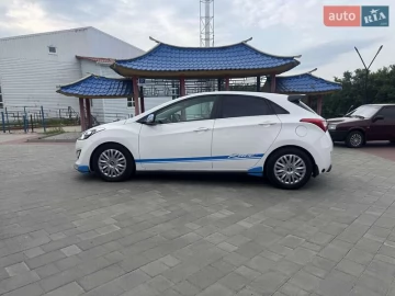 Авто Hyundai I30 2013 № 7766862