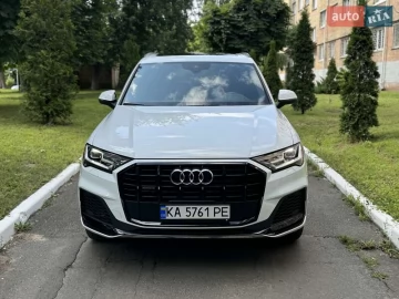 Авто Audi Q7 2021 № 7766969