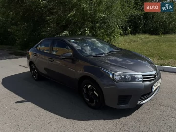 Авто Toyota Corolla 2015 № 7767200
