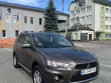 Авто Mitsubishi Outlander Xl 2009 № 7767211