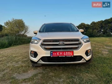 Авто Ford Escape 2019 № 7767250