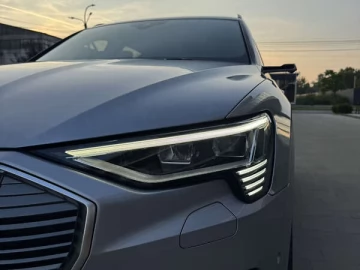 Авто Audi E-Tron 2019 № 7767328