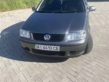 Авто Volkswagen Polo 2000 № 7767379