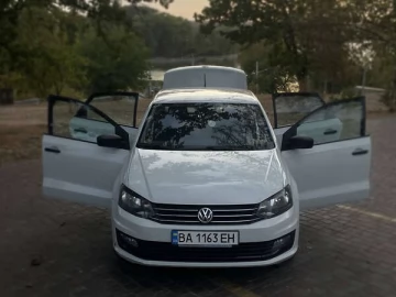Авто Volkswagen Polo 2017 № 7767429