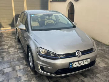 Авто Volkswagen E-Golf 2015 № 7767464