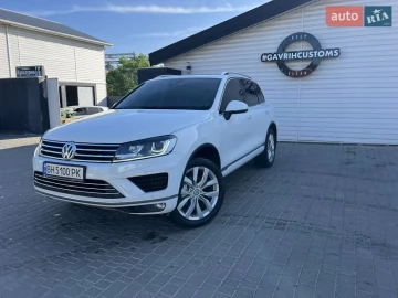 Авто Volkswagen Touareg 2014 № 7767605