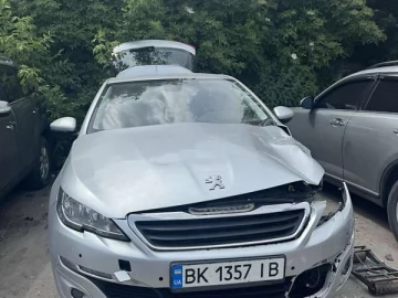Авто Peugeot 308 2016 № 7767654