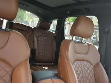 Авто Audi Q7 2017 № 7767992
