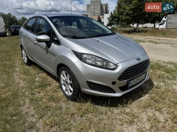Авто Ford Fiesta 2015 № 7768068