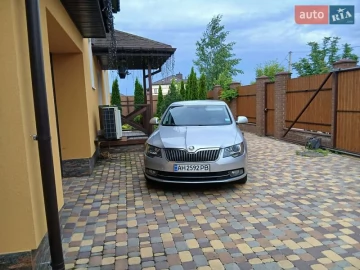 Авто Skoda Superb 2013 № 7768120