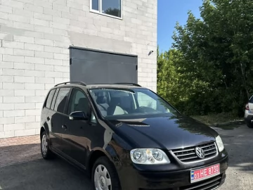 Авто Volkswagen Touran 2004 № 7768168