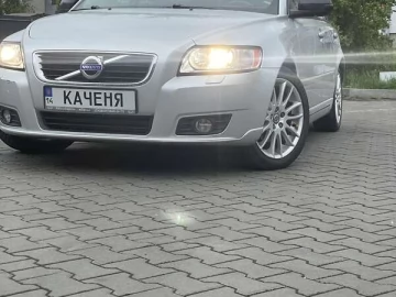 Авто Volvo V50 2011 № 7768180