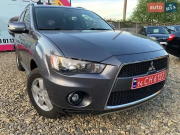 Авто Mitsubishi Outlander Xl 2011 № 7768207
