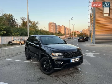 Авто Jeep Grand Cherokee 2019 № 7768316