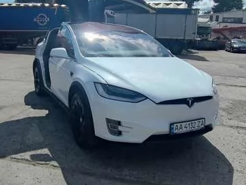 Авто Tesla Model X 2018 № 7768320