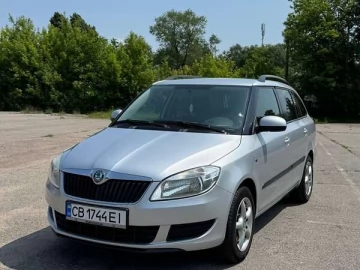 Авто Skoda Fabia 2011 № 7768354