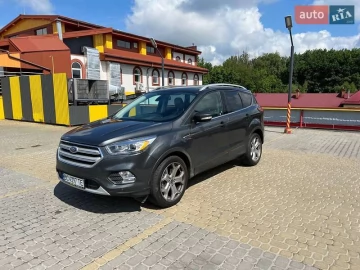 Авто Ford Escape 2019 № 7768401